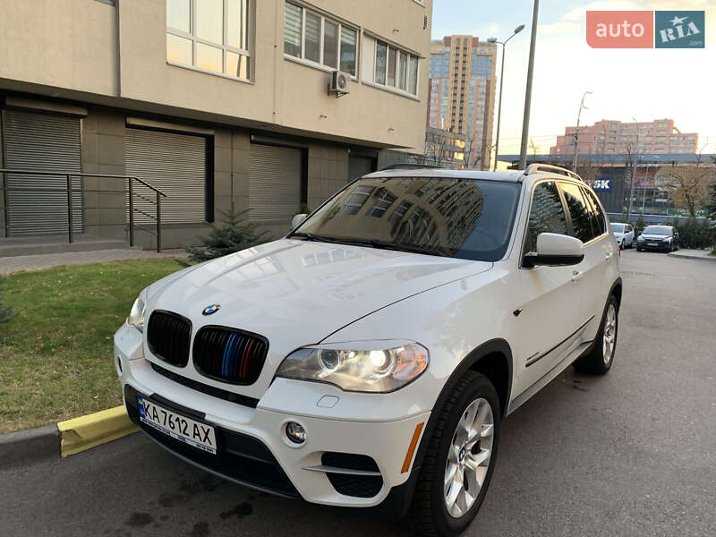 Внедорожник / Кроссовер BMW X5 2013 в Киеве