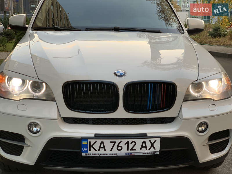 Внедорожник / Кроссовер BMW X5 2013 в Киеве