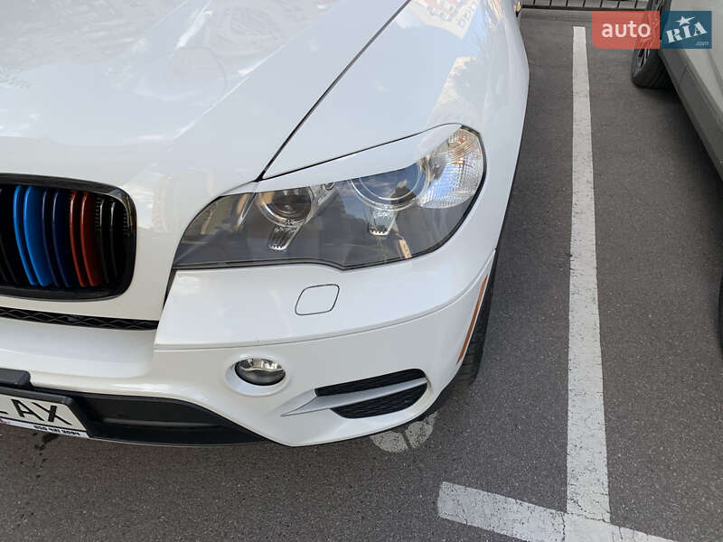 Внедорожник / Кроссовер BMW X5 2013 в Киеве