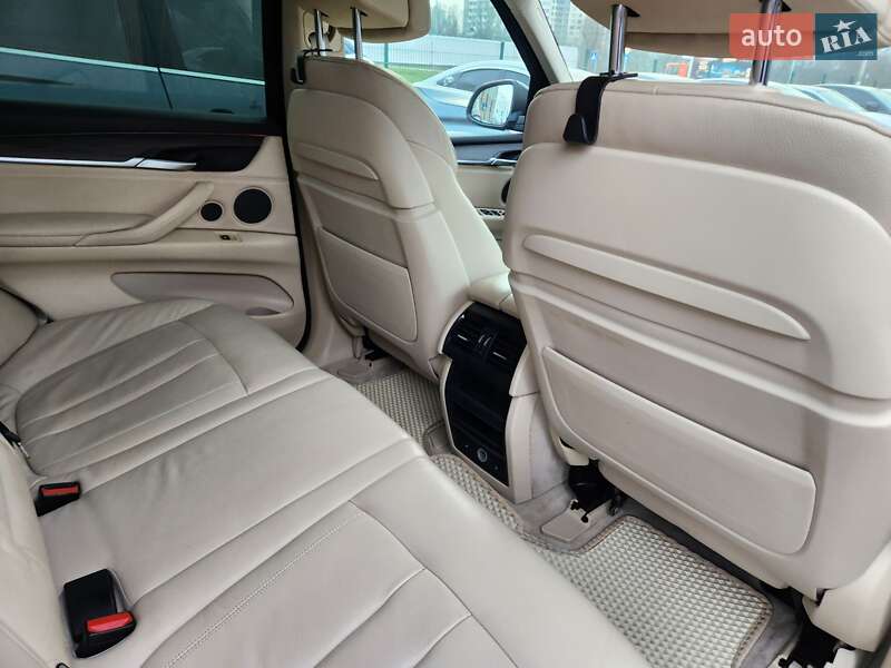 Внедорожник / Кроссовер BMW X5 2013 в Киеве