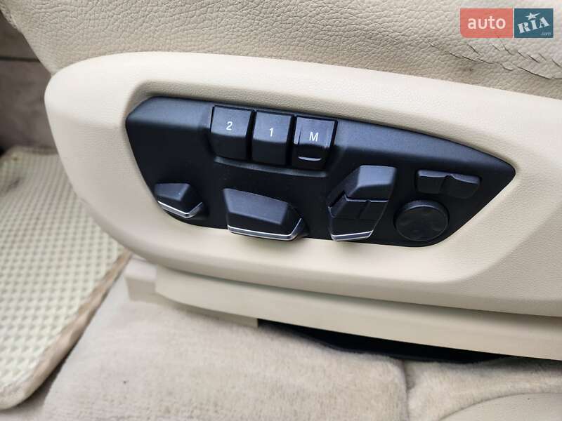 Внедорожник / Кроссовер BMW X5 2013 в Киеве