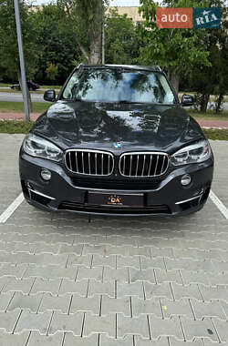 Внедорожник / Кроссовер BMW X5 2015 в Черновцах