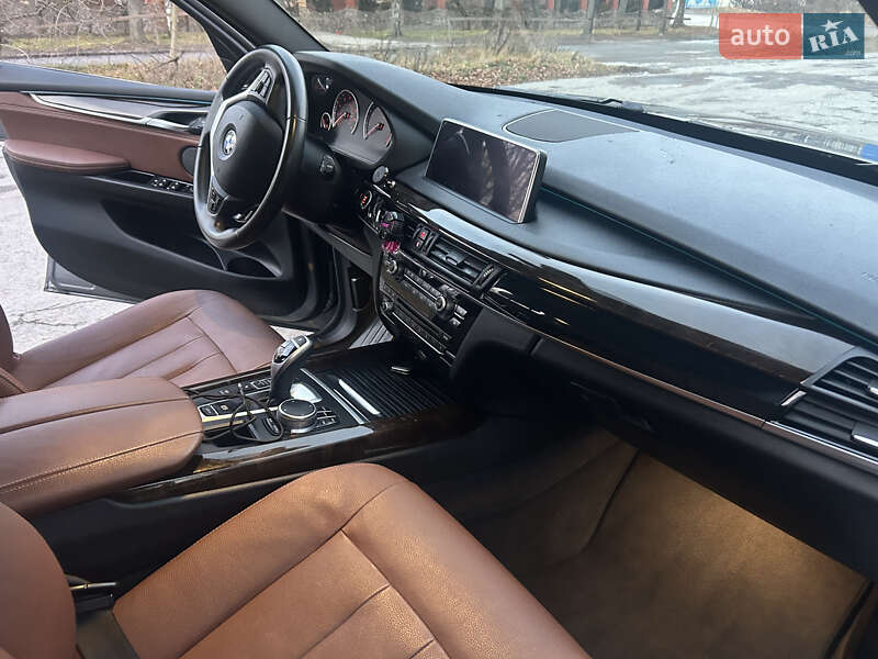 Позашляховик / Кросовер BMW X5 2018 в Києві фото 3 Позашляховик / Кросовер BMW X5 2018 в Києві