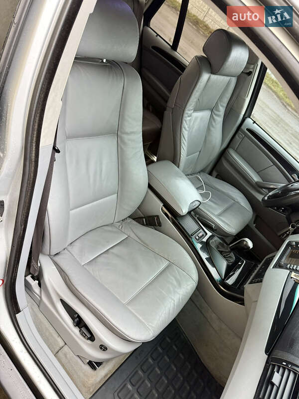 Внедорожник / Кроссовер BMW X5 2004 в Каменке-Бугской