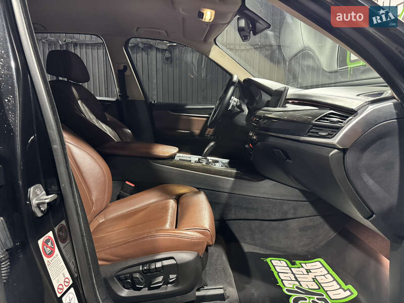 Позашляховик / Кросовер BMW X5 2013 в Одесі фото 17 Позашляховик / Кросовер BMW X5 2013 в Одесі