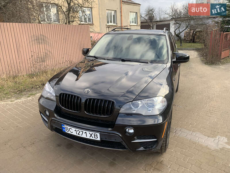 Внедорожник / Кроссовер BMW X5 2012 в Львове