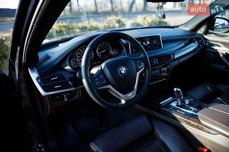 Позашляховик / Кросовер BMW X5 2016 в Вінниці
