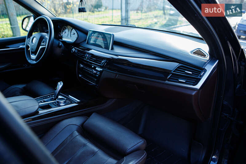 Позашляховик / Кросовер BMW X5 2016 в Вінниці