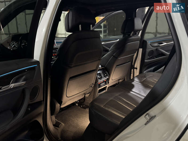 Внедорожник / Кроссовер BMW X5 2018 в Сарнах