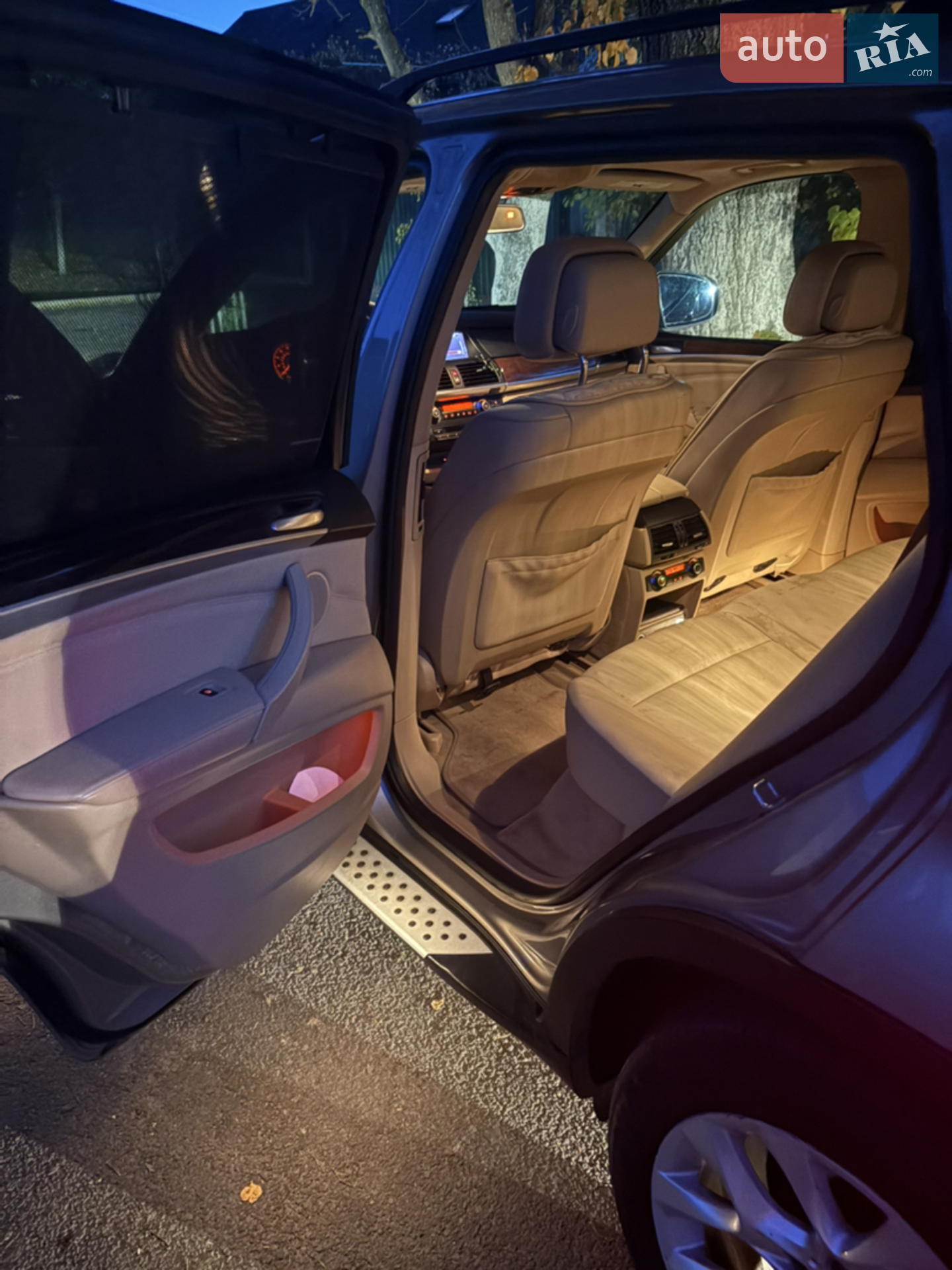 2010 BMW X5 - мініатюра 21