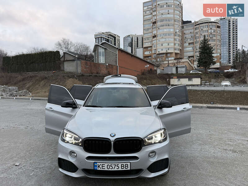 Внедорожник / Кроссовер BMW X5 2017 в Днепре