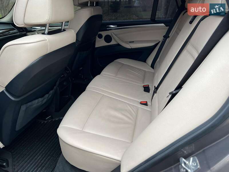 Позашляховик / Кросовер BMW X5 2010 в Києві фото 19 Позашляховик / Кросовер BMW X5 2010 в Києві