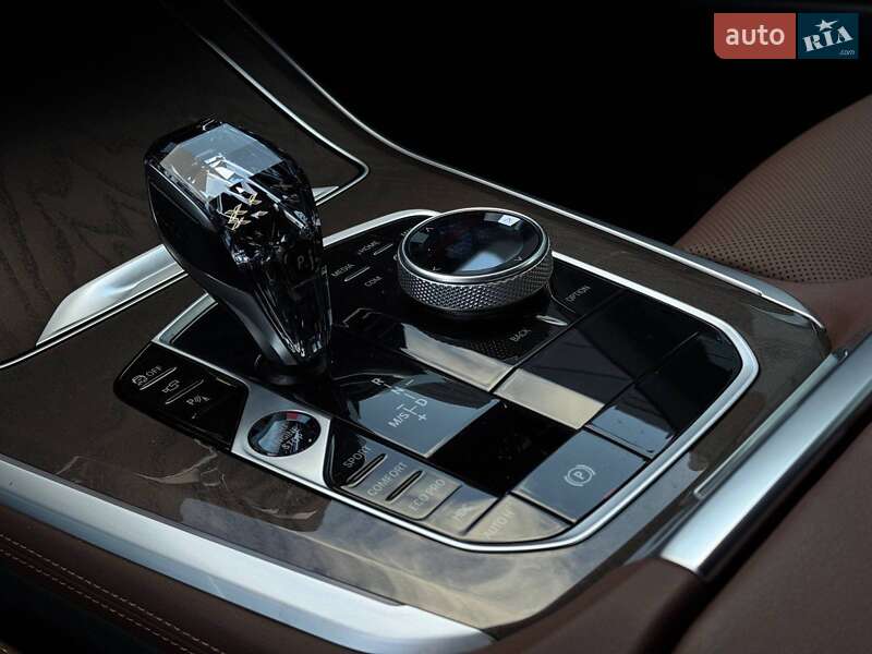 Внедорожник / Кроссовер BMW X5 2022 в Ровно