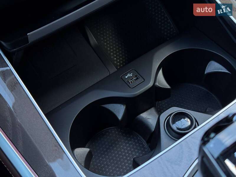 Внедорожник / Кроссовер BMW X5 2022 в Ровно