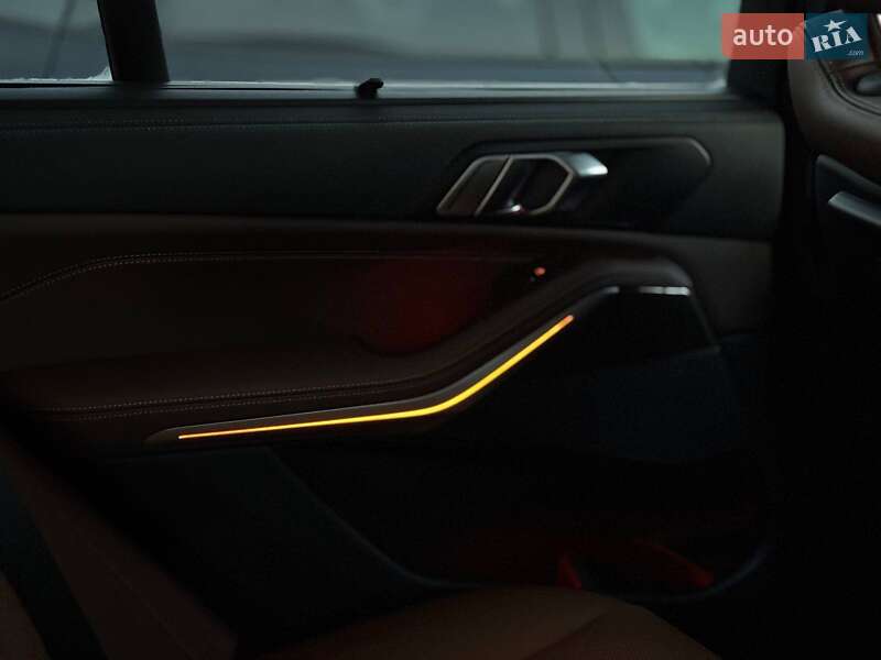 Внедорожник / Кроссовер BMW X5 2022 в Ровно