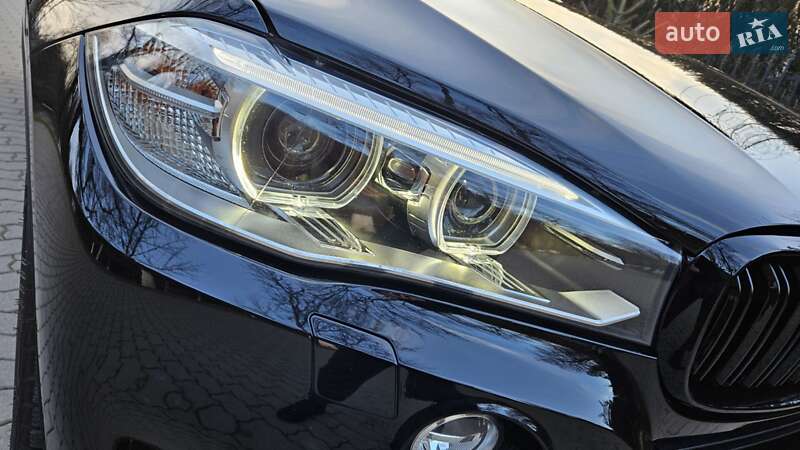 Позашляховик / Кросовер BMW X5 2014 в Сваляві