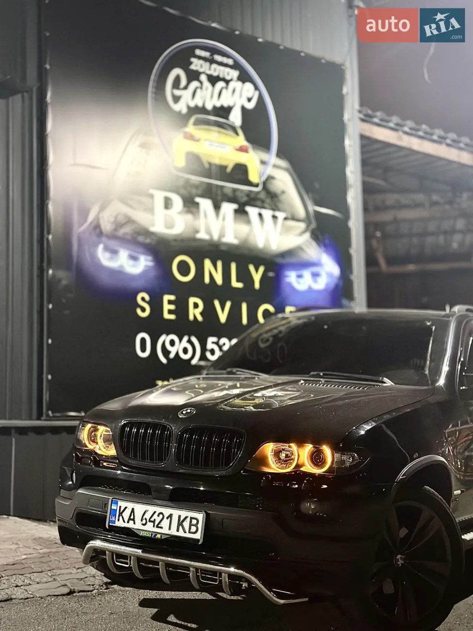 Доброго часу доби
Вашій увазі представляється звичайне авто, в яке було вкладено душа багато сил, відреставроване та данне друге життя, а саме:
- замінений двигун який проїхав 290к, фільтра, масла кожні 7к мінялись (є всі записи, більша частина СТО "Золотий Гараж")
була оптимізована робота формунок, замінені всі свічки та блоки розпалу.
(попередній ліг на 170к через недбале відношення хозяйвів)
- екологія вирізана, прошита.
- коробка рідня, заміна масла кожні 30к (є фото, відео і документація ТО)
- зашумлений весь кузов, два слої.
- повністю перефарбована (освіжена)
- нова резина, диски F-15
- поміняний задній підрамни, оброблено все антикором
- встановлений обвіс 4.8IS
- нове світло (1000$) на фото
- новий салон. (був сірий та звичайний)
- доданий захист двигуна і коробки
- весь комплект в багажнику під полом
- перешите кермо (все працює)
-новий аккумулятор (2 тижні назад)
Всі документи на всі роботи, запчастини, фото/відео в наявності, а те чого не вистачає легко можна знайти.
комплектація максимальна (без пневмо), всі кнопки працюють, всі підігріви, панорама, весь електропривід справний і готовий до використання, є нюанси по кузову, авто не стояло і не стоїть, на вперненому хожу в основному по трасі, є не великі сколи, іржа і гниль з рижиками відсутні.
Авто ніколи не підведе, проїде на любі дистнанції в залежності від водія.
Любі перевірки на любому СТО.
Більше інформації за телефоном