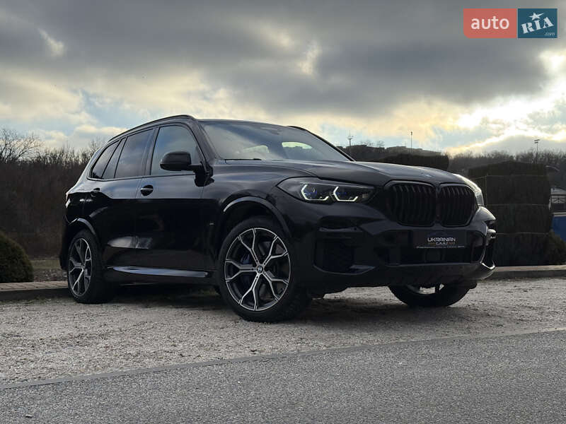 Внедорожник / Кроссовер BMW X5 2021 в Днепре