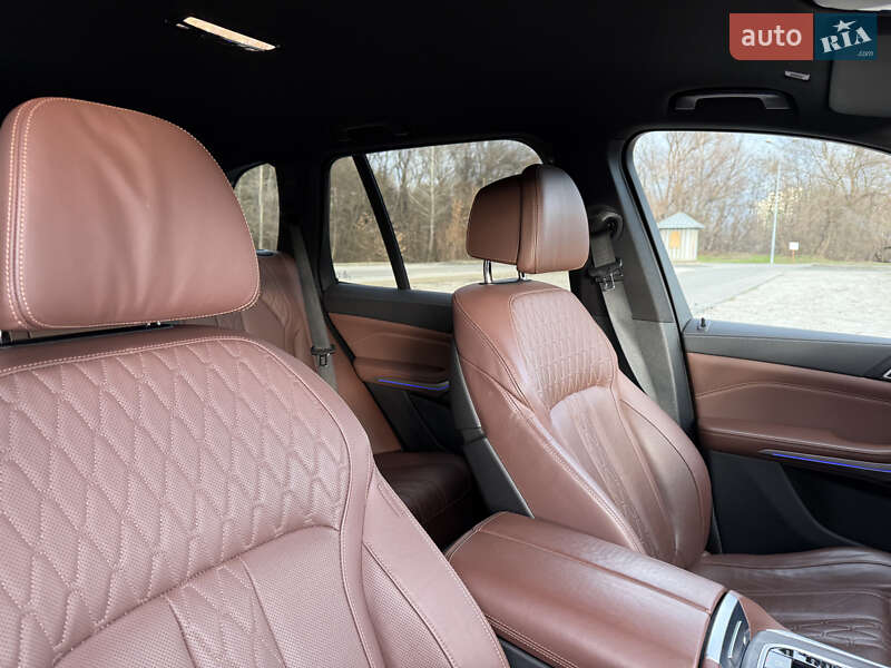 Внедорожник / Кроссовер BMW X5 2021 в Днепре