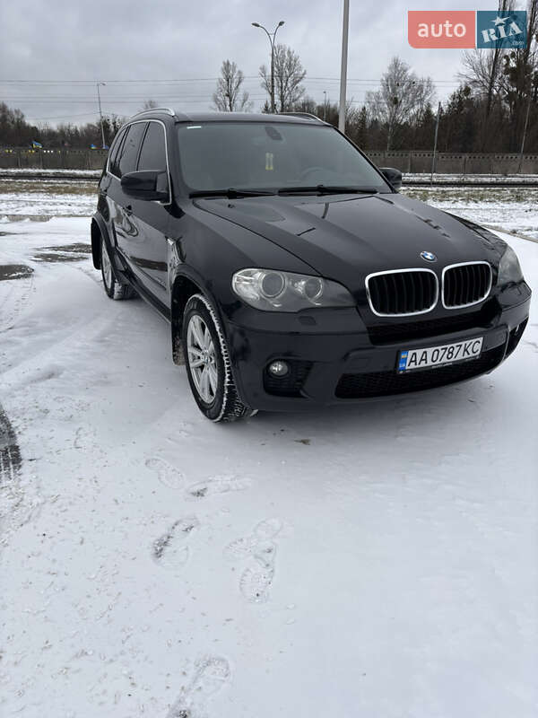 BMW X5 2011