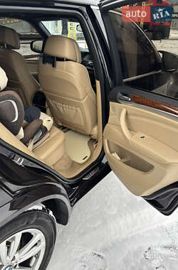 Позашляховик / Кросовер BMW X5 2011 в Києві