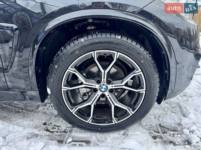 Внедорожник / Кроссовер BMW X5 2014 в Ровно