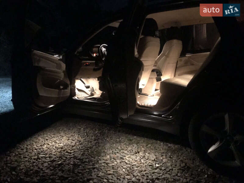 Внедорожник / Кроссовер BMW X5 2013 в Львове