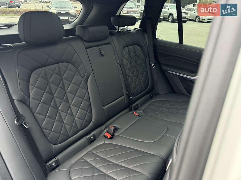 Внедорожник / Кроссовер BMW X5 2023 в Мукачево