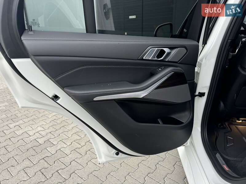 Внедорожник / Кроссовер BMW X5 2023 в Мукачево