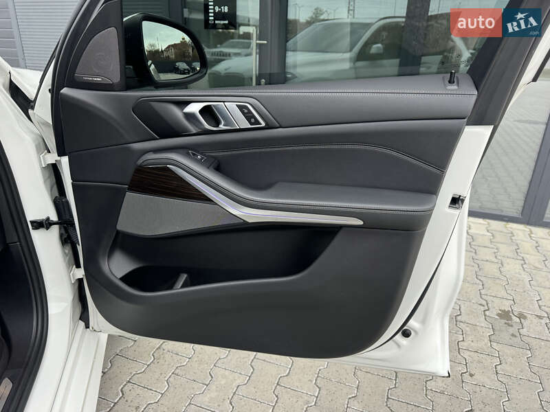 Внедорожник / Кроссовер BMW X5 2023 в Мукачево