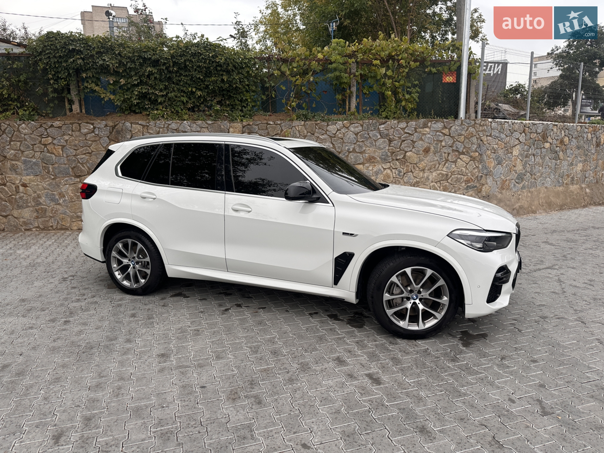 2022 BMW X5 - мініатюра 3