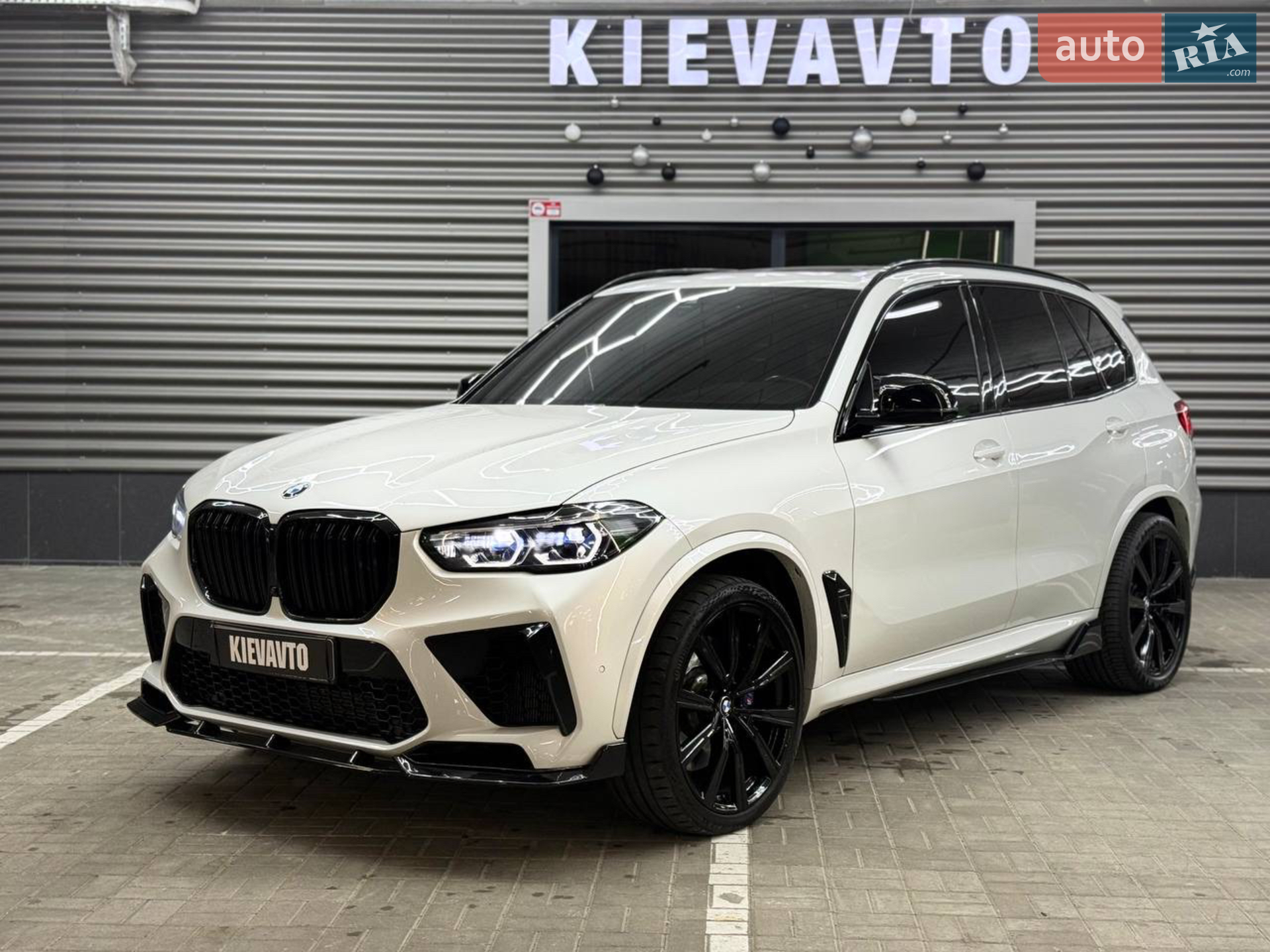 2023 BMW X5 - фото 1