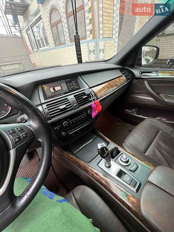 Внедорожник / Кроссовер BMW X5 2007 в Оратове