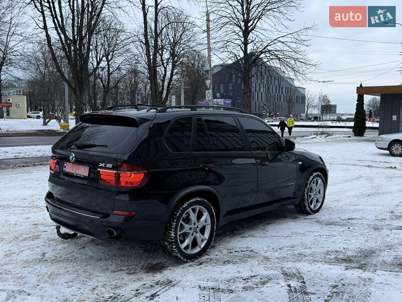 Внедорожник / Кроссовер BMW X5 2011 в Ровно