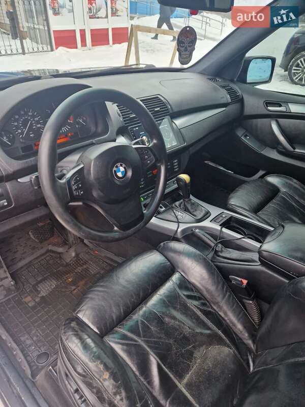 Внедорожник / Кроссовер BMW X5 2004 в Сумах