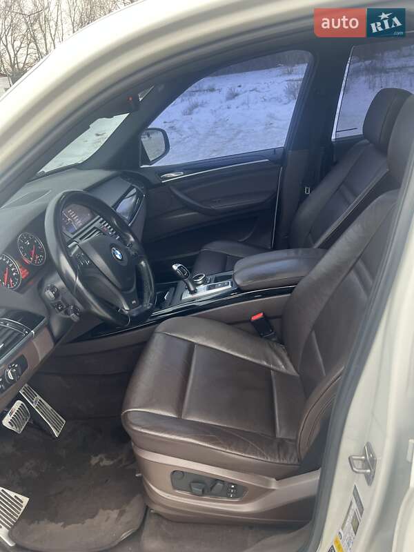 Внедорожник / Кроссовер BMW X5 2012 в Киеве