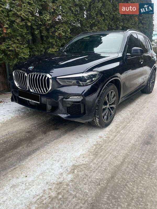 BMW X5 2019