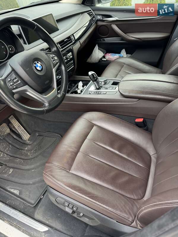 Позашляховик / Кросовер BMW X5 2018 в Чернівцях