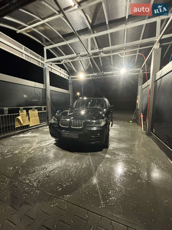 Позашляховик / Кросовер BMW X5 2009 в Радехові