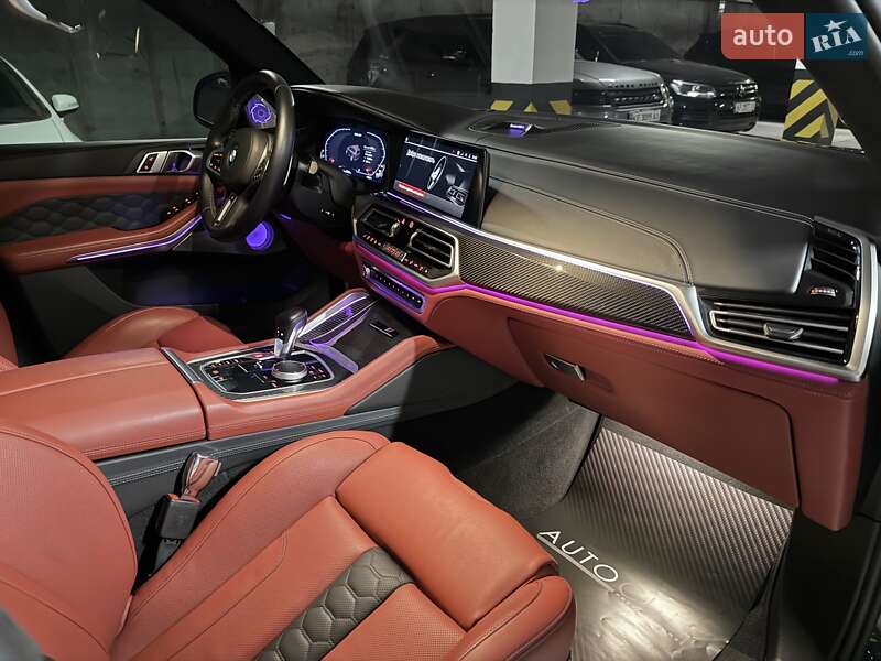 Внедорожник / Кроссовер BMW X5 2021 в Днепре