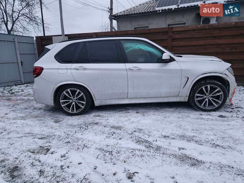 Внедорожник / Кроссовер BMW X5 2017 в Днепре