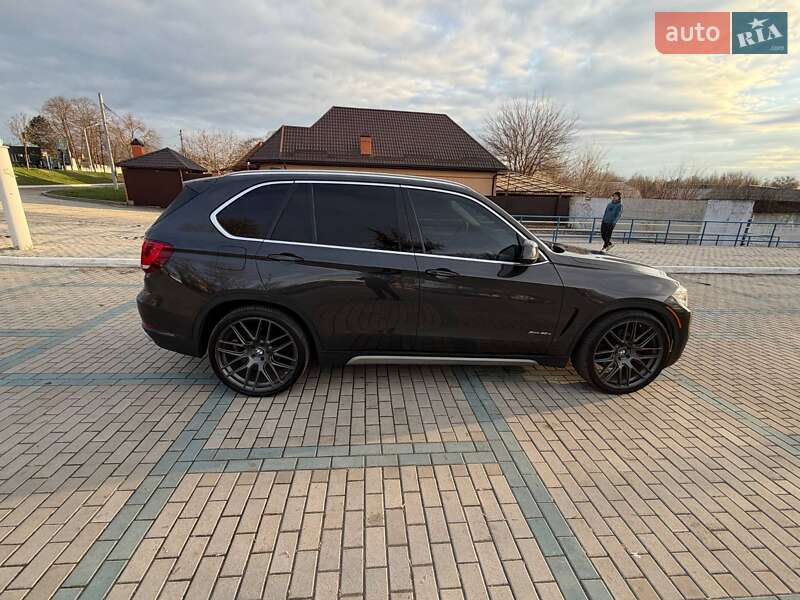Внедорожник / Кроссовер BMW X5 2016 в Измаиле