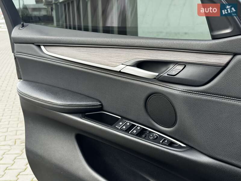 Внедорожник / Кроссовер BMW X5 2015 в Ивано-Франковске