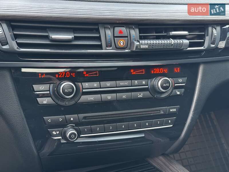 Внедорожник / Кроссовер BMW X5 2015 в Ивано-Франковске