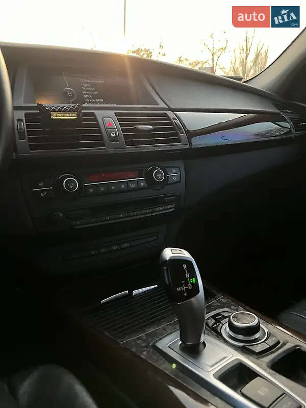 Позашляховик / Кросовер BMW X5 2011 в Дніпрі фото 13 Позашляховик / Кросовер BMW X5 2011 в Дніпрі