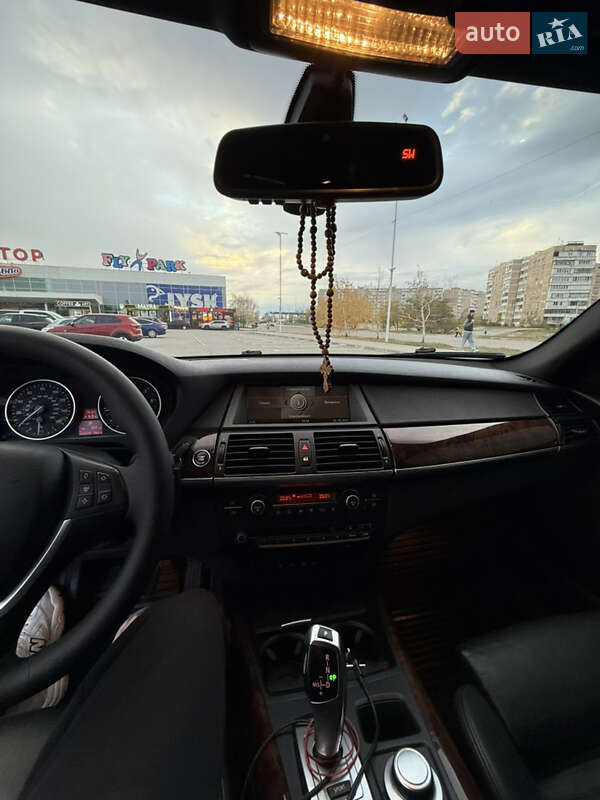 Внедорожник / Кроссовер BMW X5 2008 в Запорожье