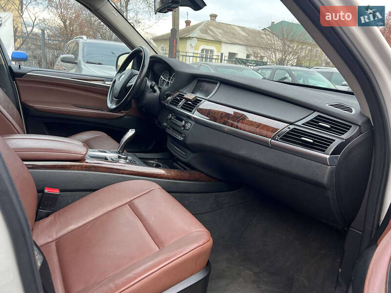 Внедорожник / Кроссовер BMW X5 2010 в Полтаве фото 17 Внедорожник / Кроссовер BMW X5 2010 в Полтаве