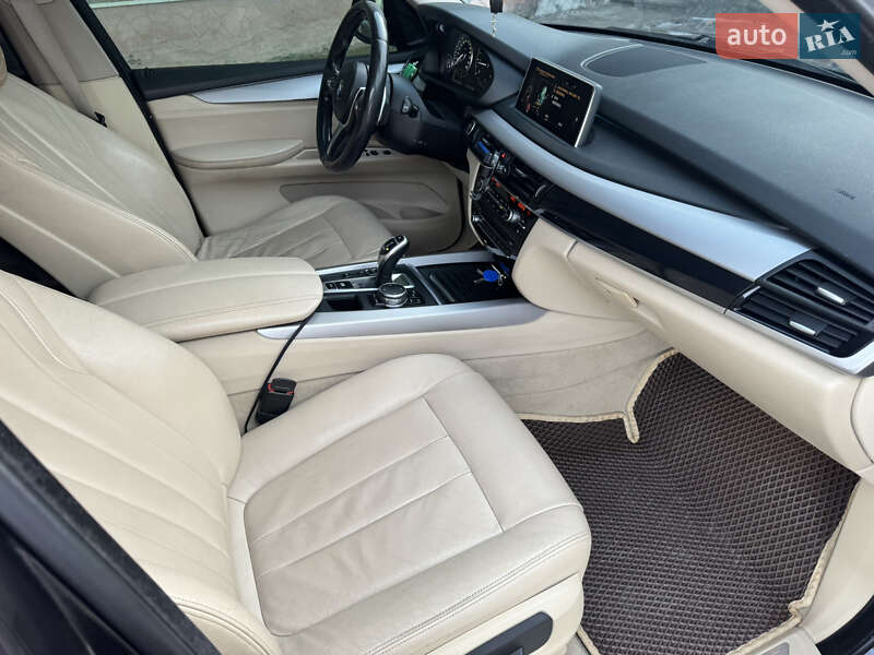 Позашляховик / Кросовер BMW X5 2015 в Ланчині фото 8 Позашляховик / Кросовер BMW X5 2015 в Ланчині