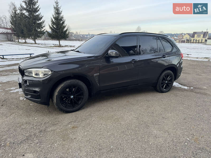 Позашляховик / Кросовер BMW X5 2015 в Ланчині фото 12 Позашляховик / Кросовер BMW X5 2015 в Ланчині