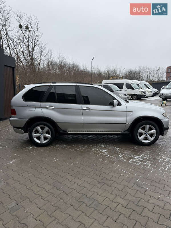 Позашляховик / Кросовер BMW X5 2004 в Чернівцях